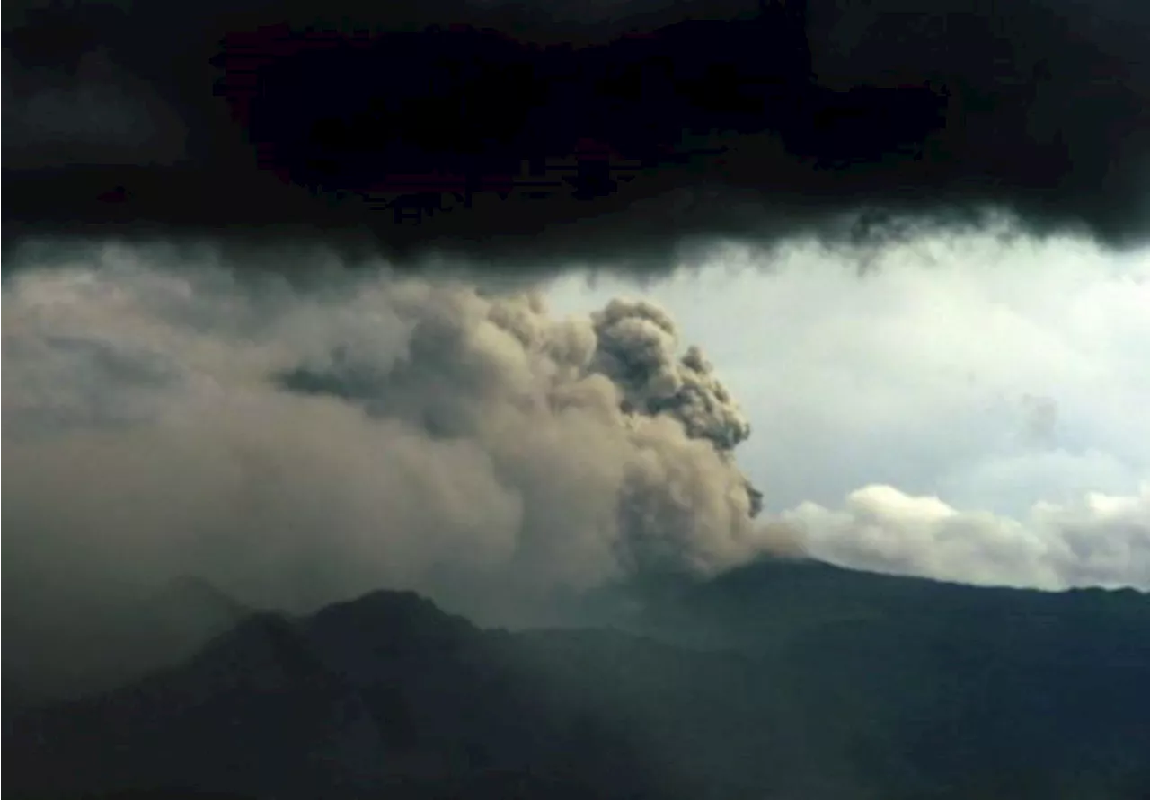 Gunung Dukono Meletus, Masyarakat Diminta Waspada