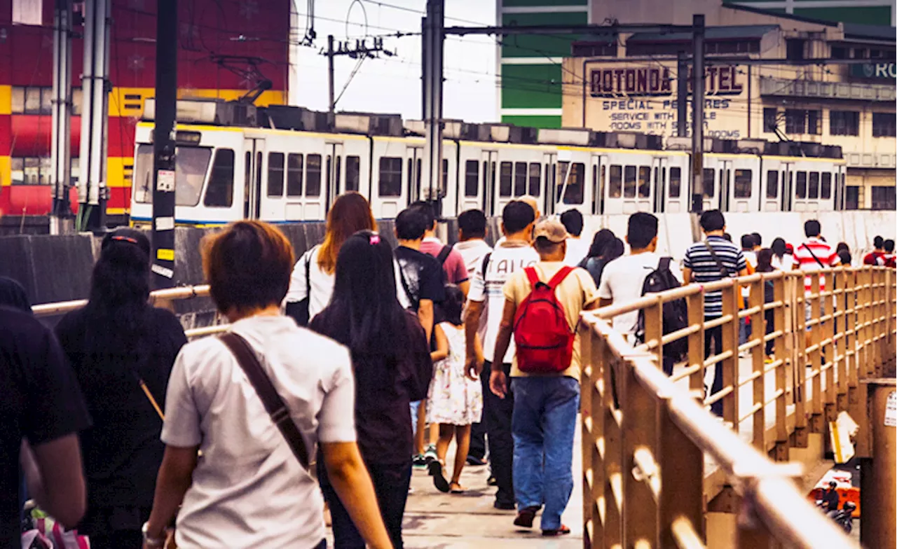 PH jobless rate declined to 4.4% in August