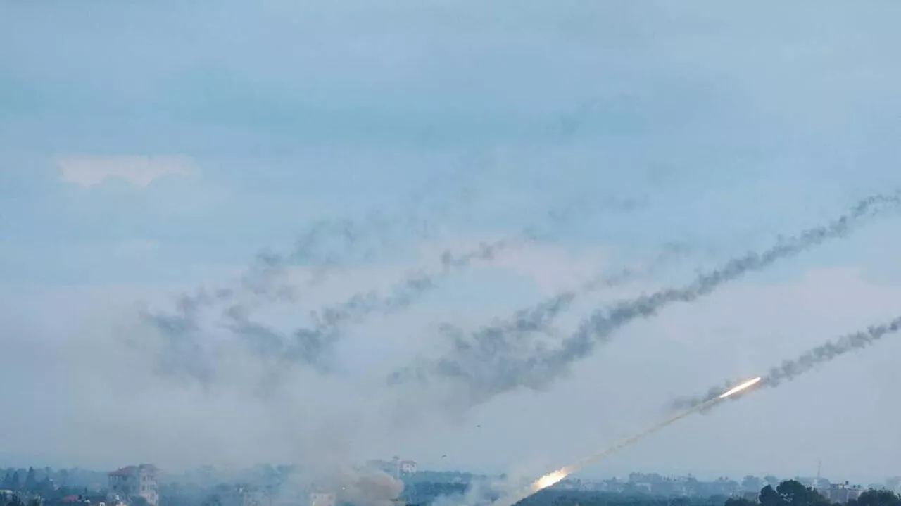 Tirs massifs de roquettes depuis Gaza sur Israël : une femme tuée et une quinzaine de blessés