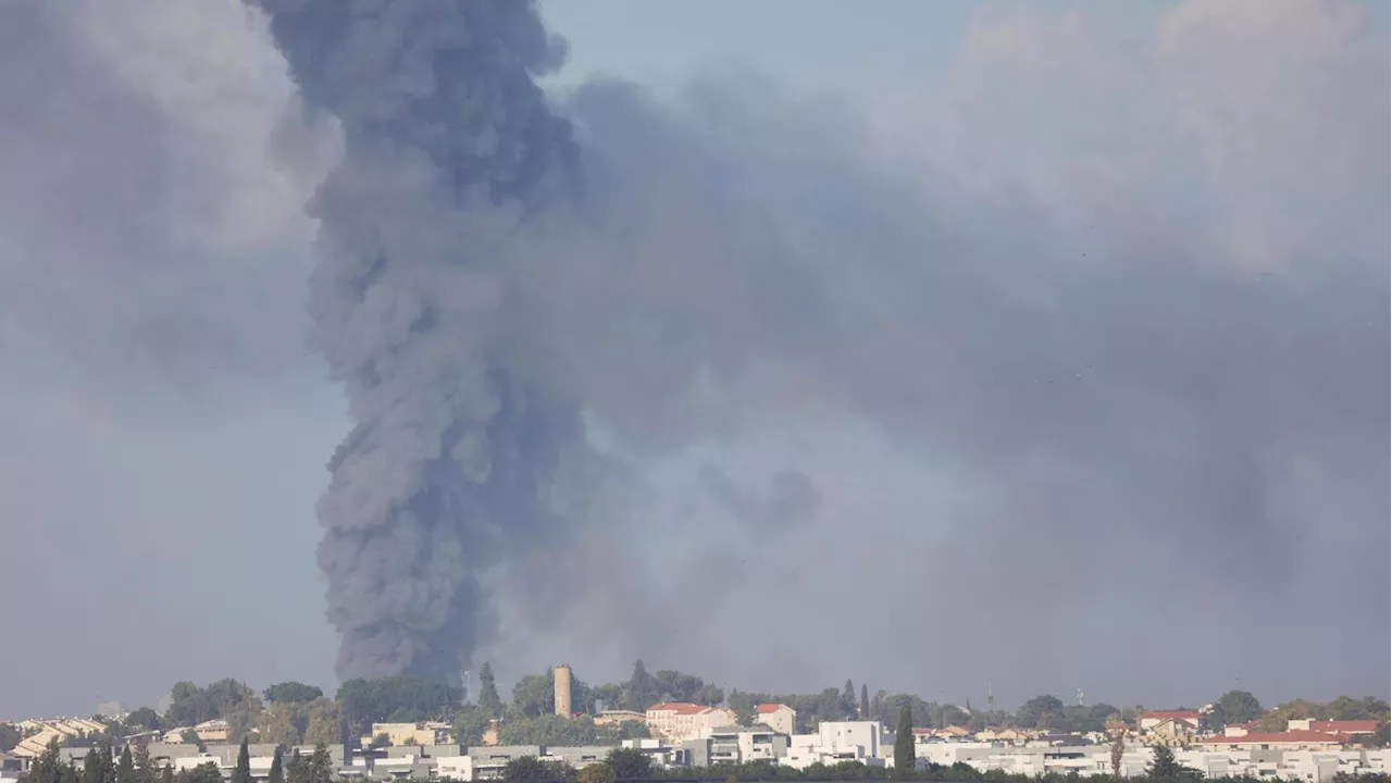 Decine di voli cancellati da Tel Aviv, anche per l'Italia