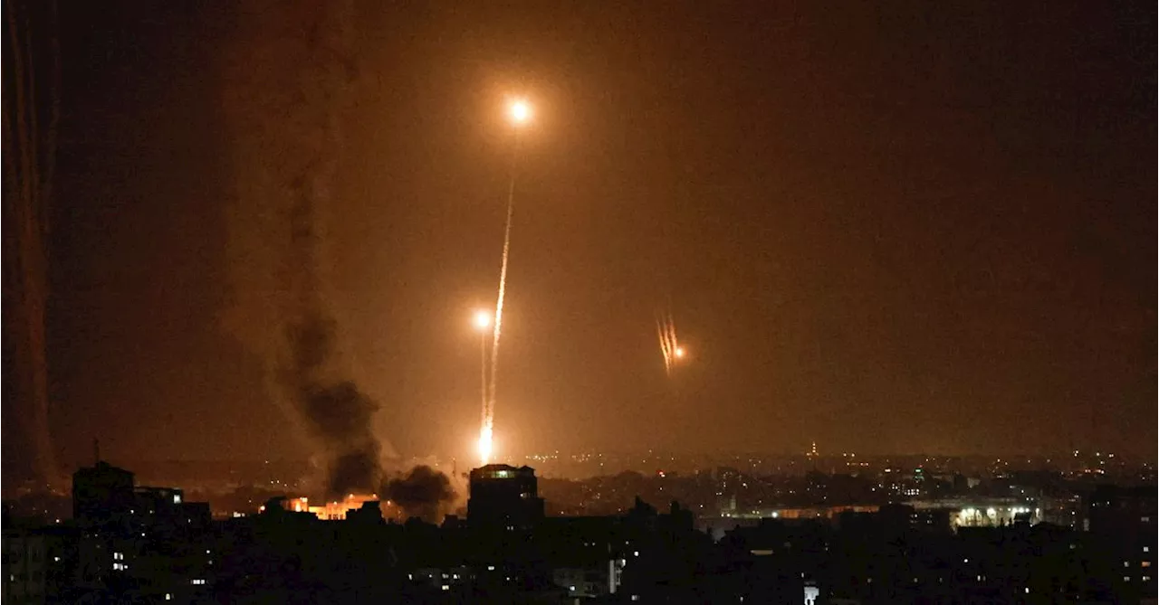 Israeli forces clash with Hamas gunmen after hundreds killed