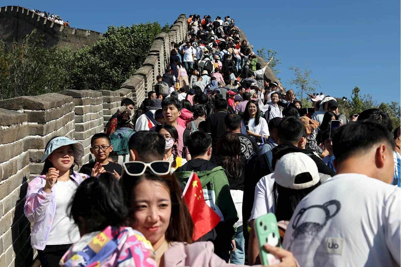 China\u0027s cross\u002Dborder trips beat pre\u002Dpandemic level during Golden Week holiday