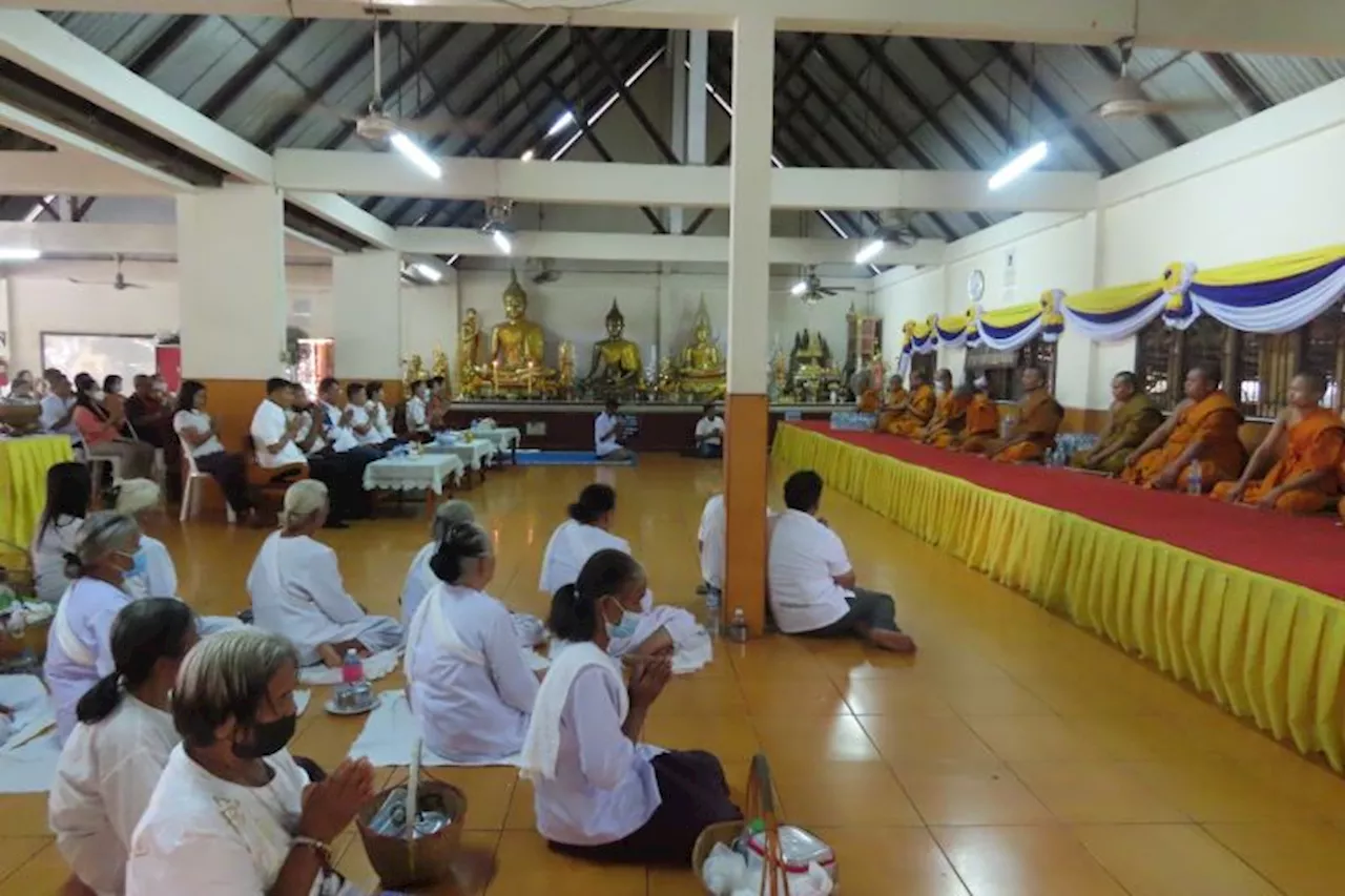 ผู้ว่าฯ บุรีรัมย์ “พาทำบุญ ในวันธรรมสวนะ” น้อมนำหลักธรรม มาปรับใช้ในชีวิตประจำวัน