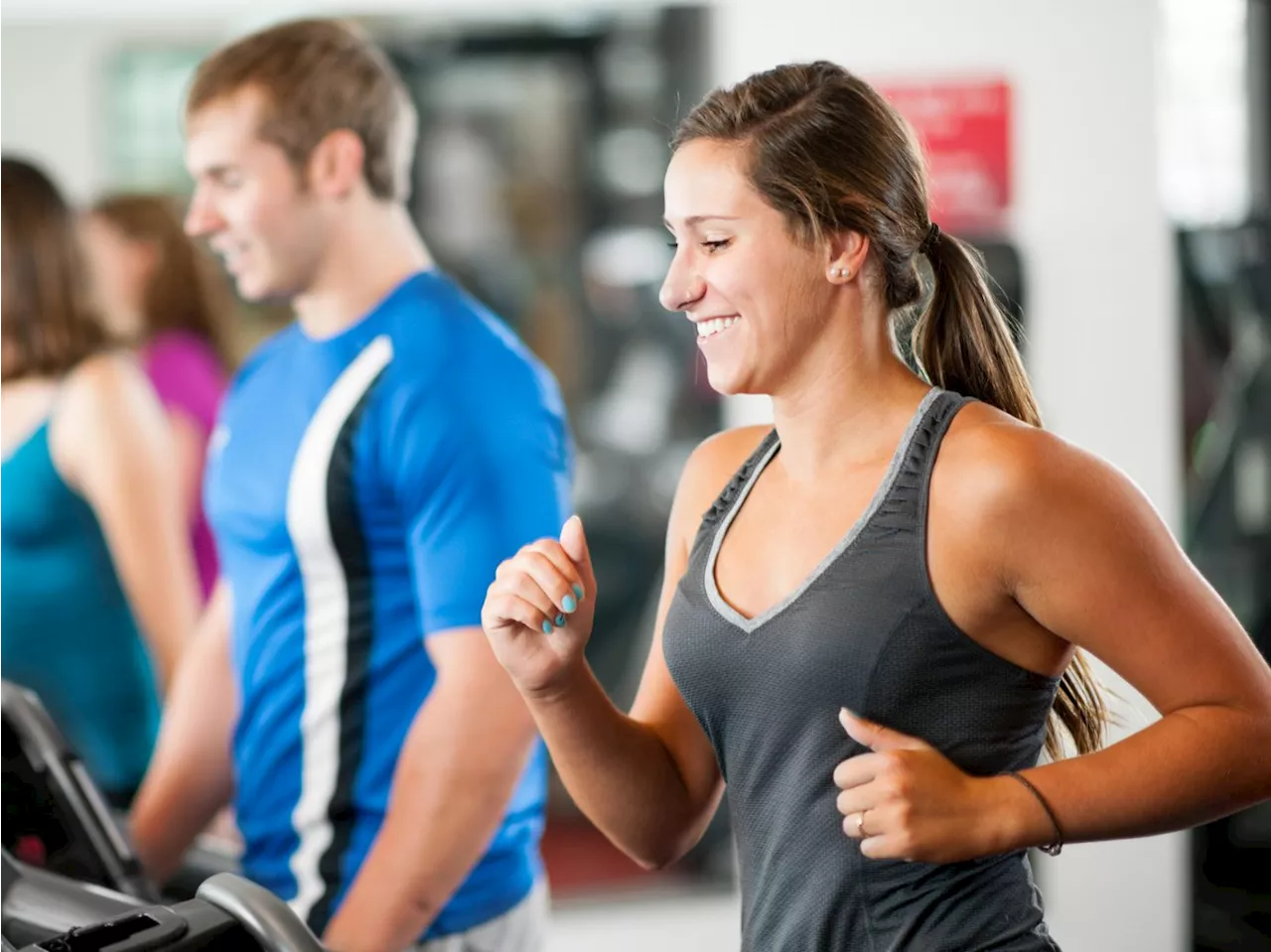 Neue Studie belegt: Mini-Workouts effektiver als lange Fitnessstudio-Besuche