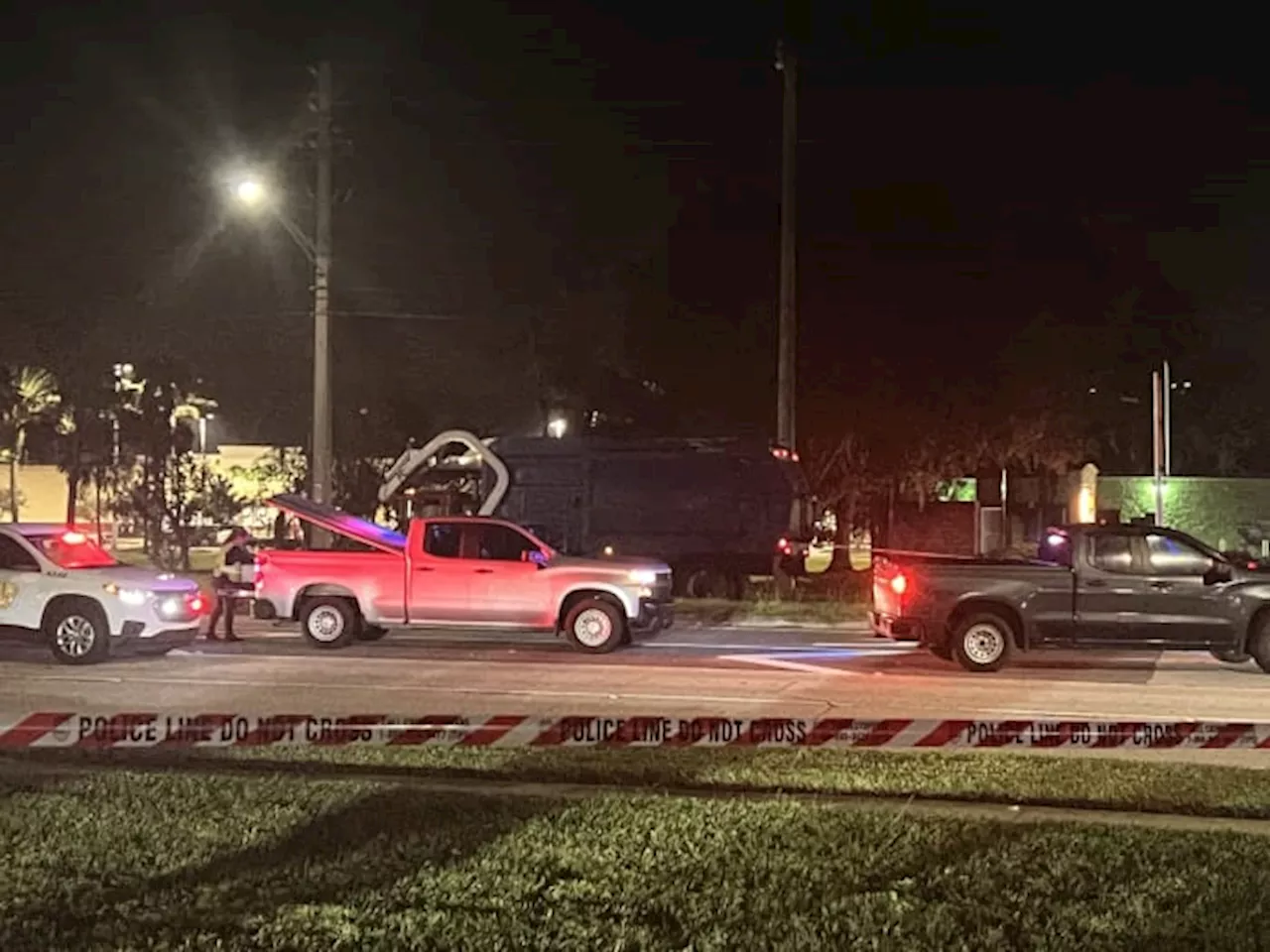 Motorcyclist killed in crash with garbage truck on Baymeadows Road Saturday