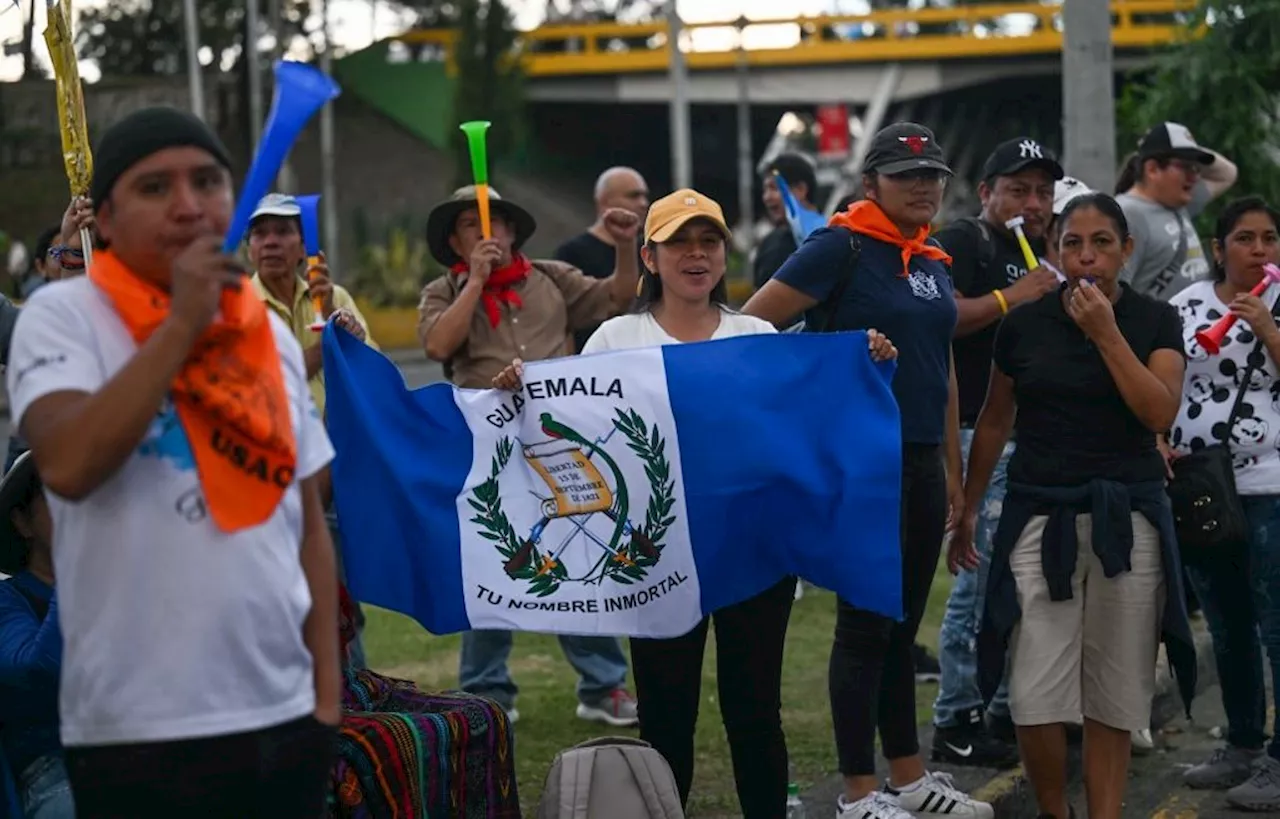 Guatemala: La Cour constitutionnelle ordonne de garantir l'investiture d'Arévalo