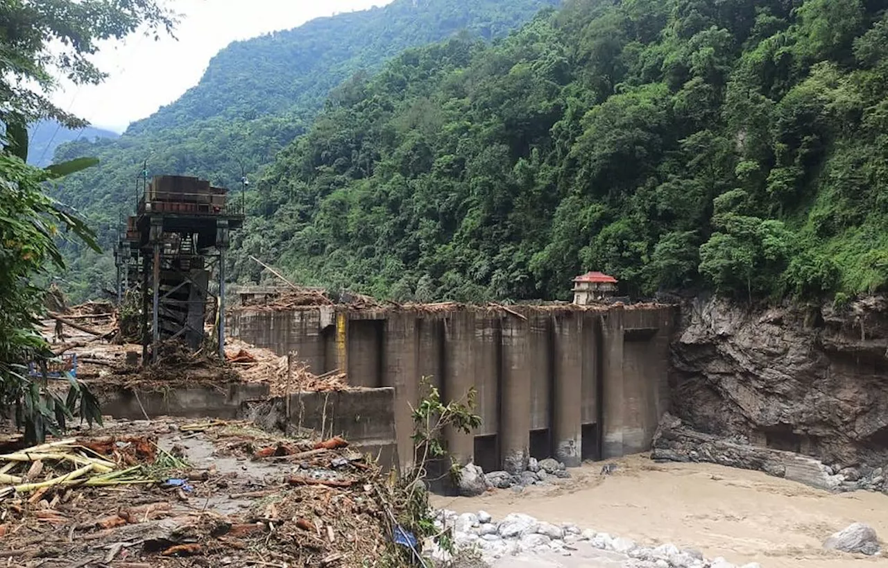 Inde: Au moins 77 morts après le débordement d'un lac dans l'Himalaya