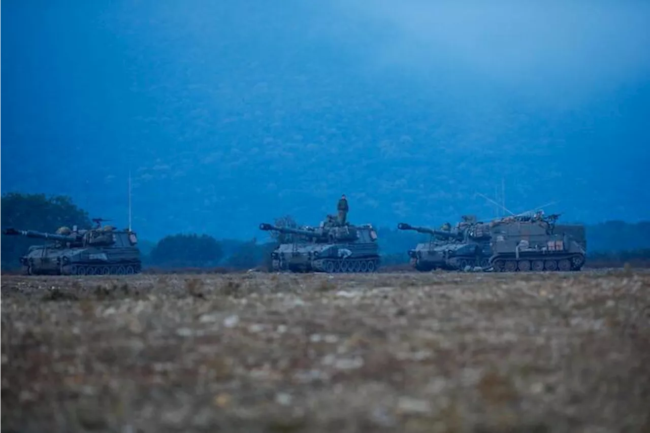 Attacco a Israele, i tank presidiano il confine con il Libano