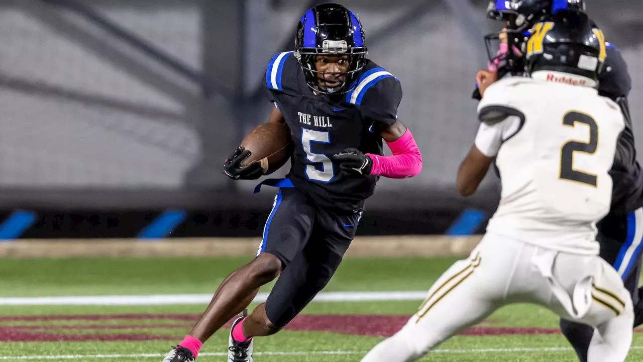 Vote for the Hollis Wright Birmingham area top football performance for Week 7