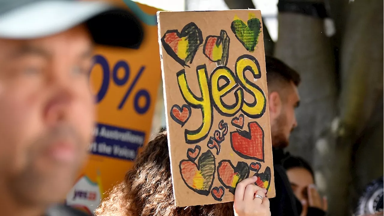 Opinion polls show Australians likely to reject Indigenous Voice to Parliament at referendum