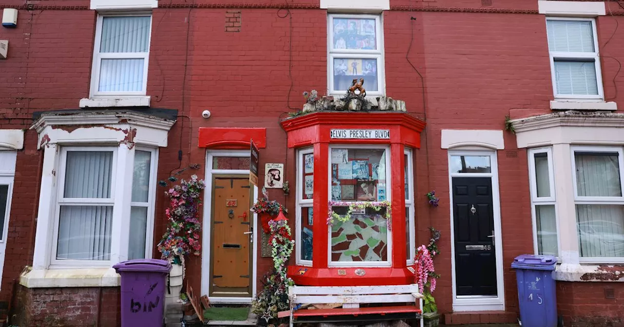 Home with Elvis Presley shrine going up for auction