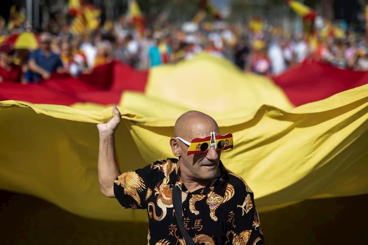 La manifestación en Barcelona contra la amnistía, en imágenes