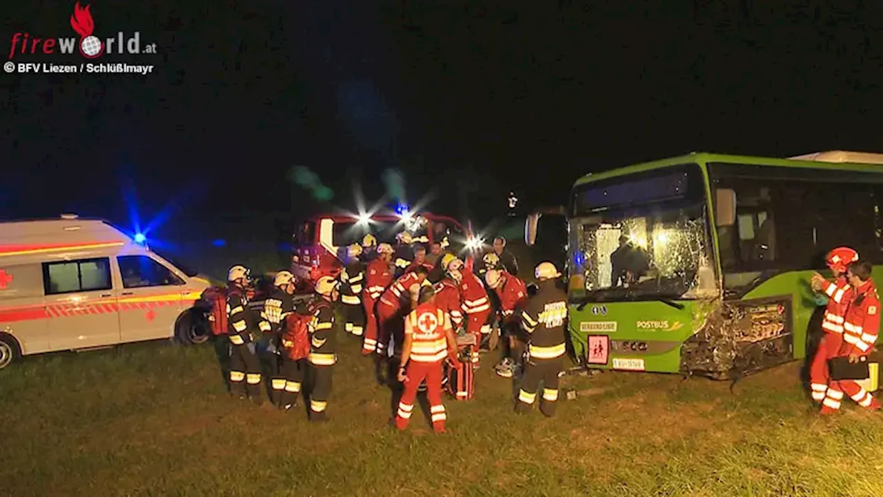 Stmk: Pkw kollidiert auf B 320 bei Lengdorf (Mitterberg-St. Martin) frontal mit Linienbus → eine Person eingeklemmt