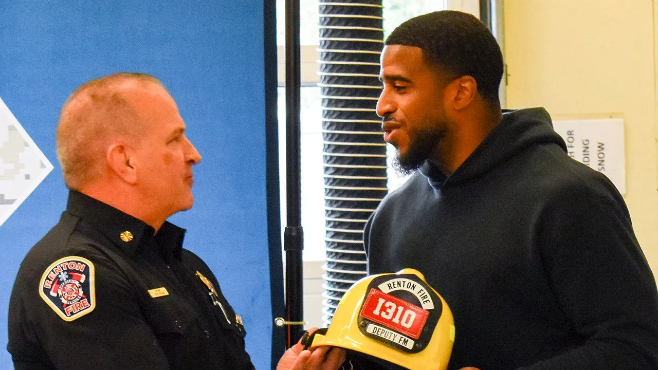 Seahawks’ Bobby Wagner discusses living with constant threat of wildfires, how Hawaii tragedy affected him