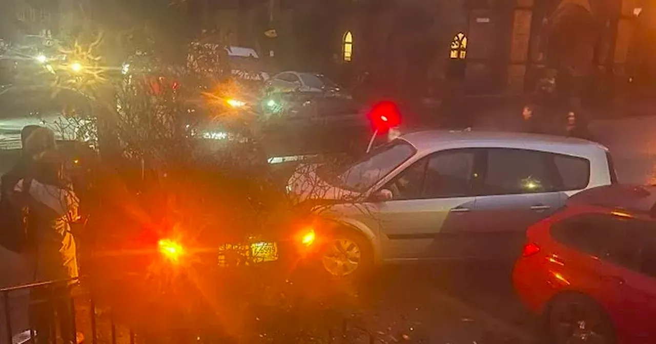 'Massive bang' on Glasgow street after multi-car crash covers road with debris