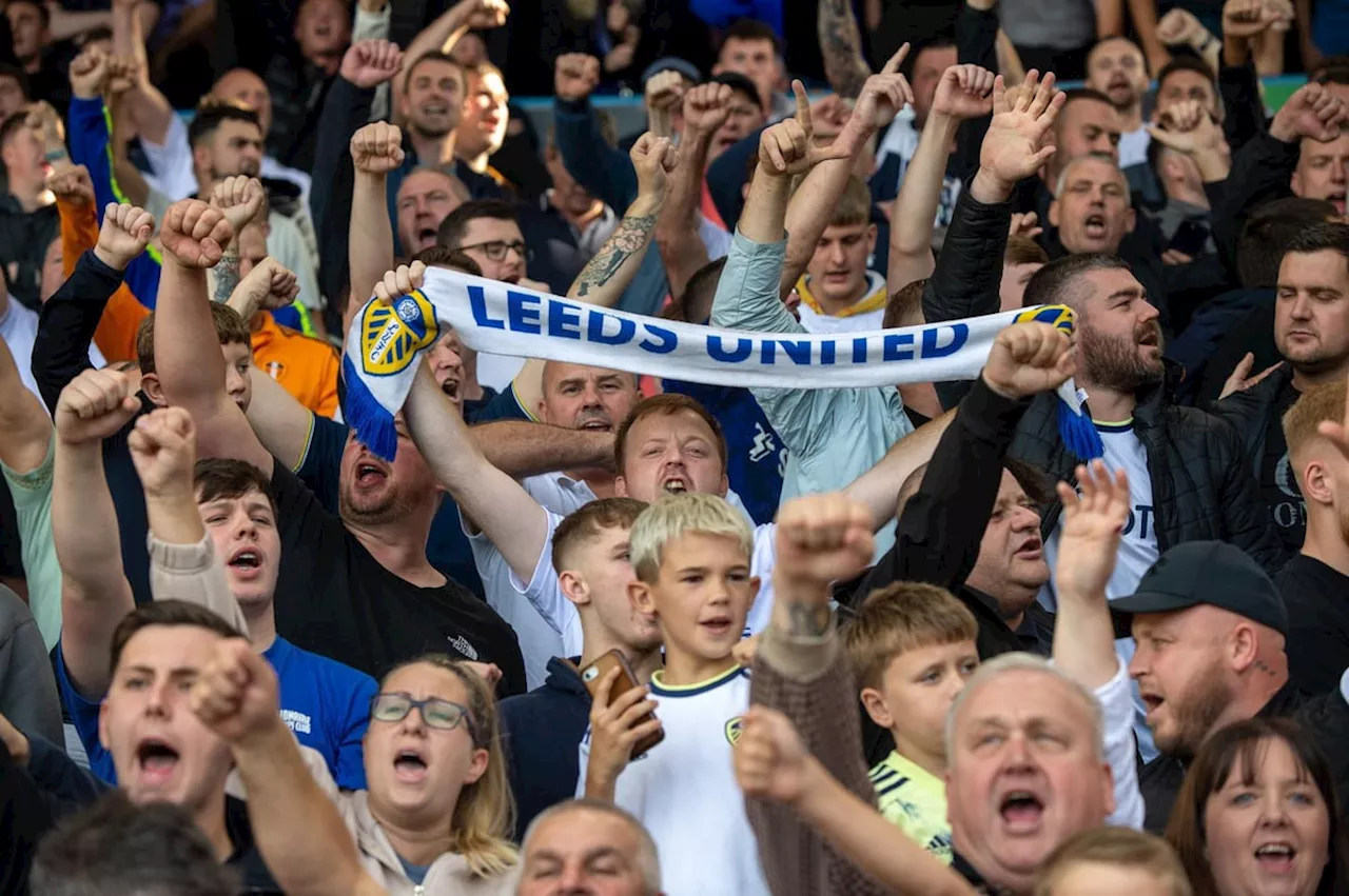 39 brilliant photos of Leeds United fans v Bristol City and boss salute as attendance rises