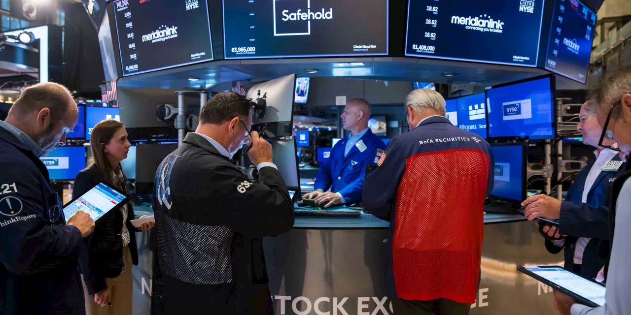 Stock Futures Fall as Oil Prices Spike