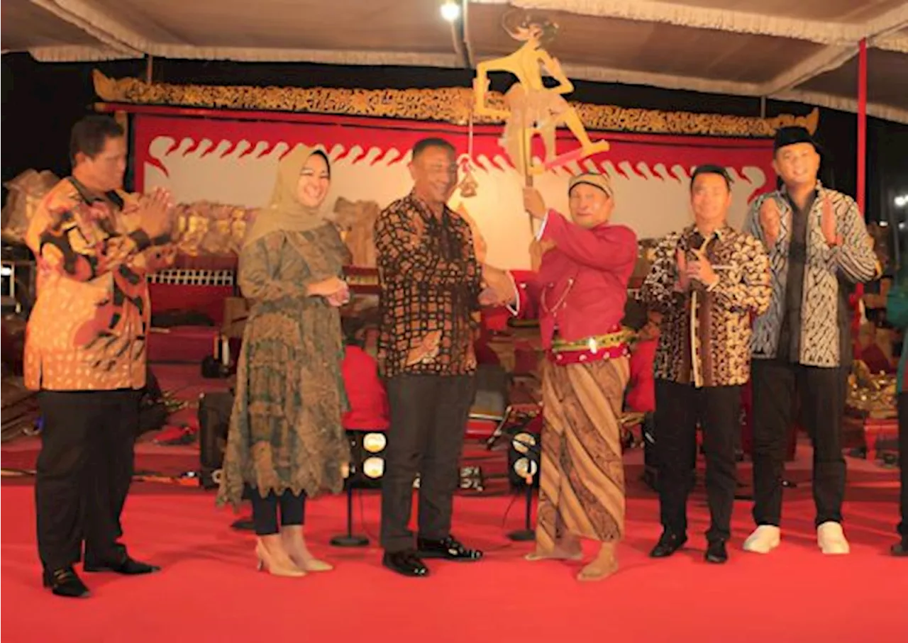 Peringati HUT TNI, Kodim 0723 Klaten Gelar Wayang Kulit Lakon Bimo Krido