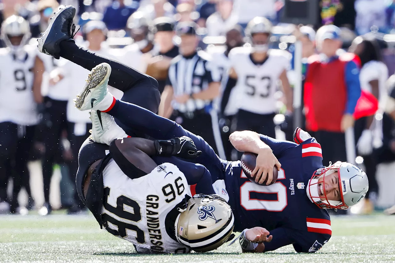 Mac Jones benched for second straight game as Pats trail Saints 31-0 in 4th quarter