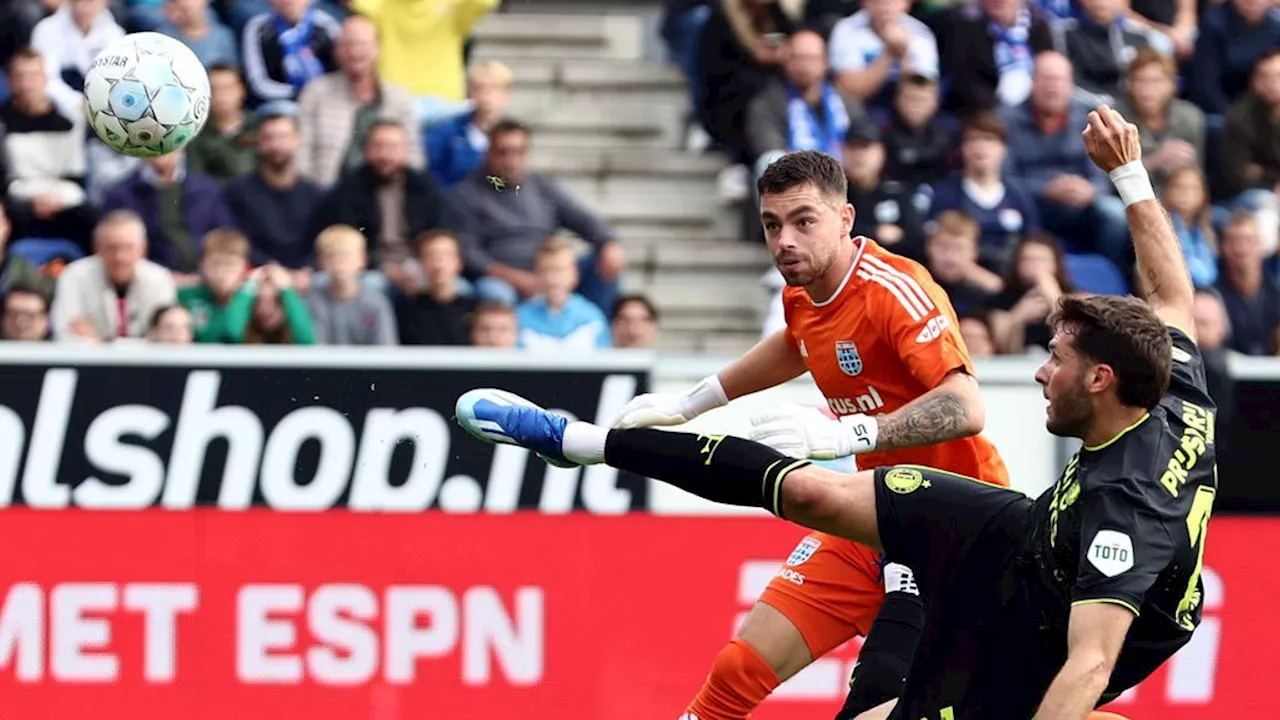 Feyenoord moeiteloos naar zege in Zwolle, Gimenez andermaal productief