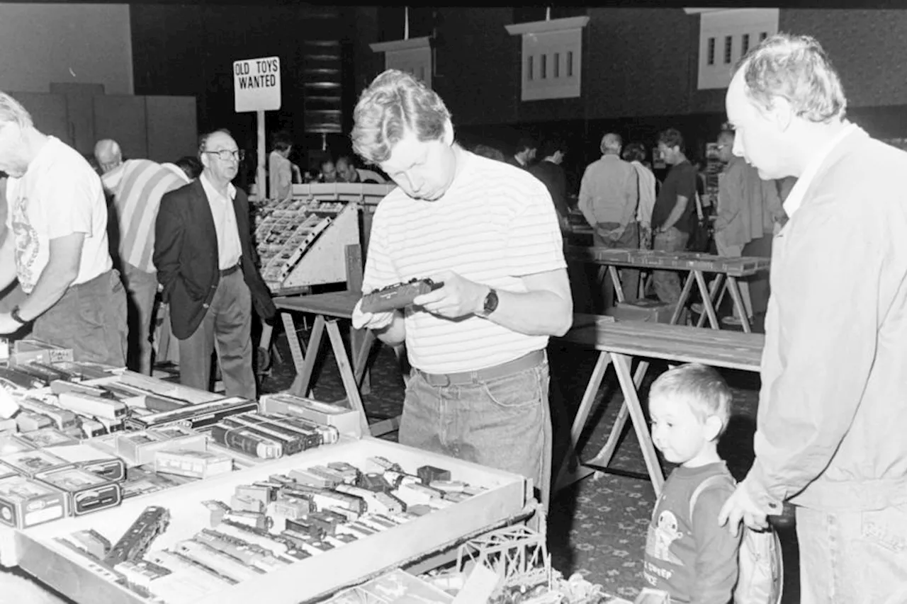 Memories of a 1990's toy and model fair at Watford Town Hall