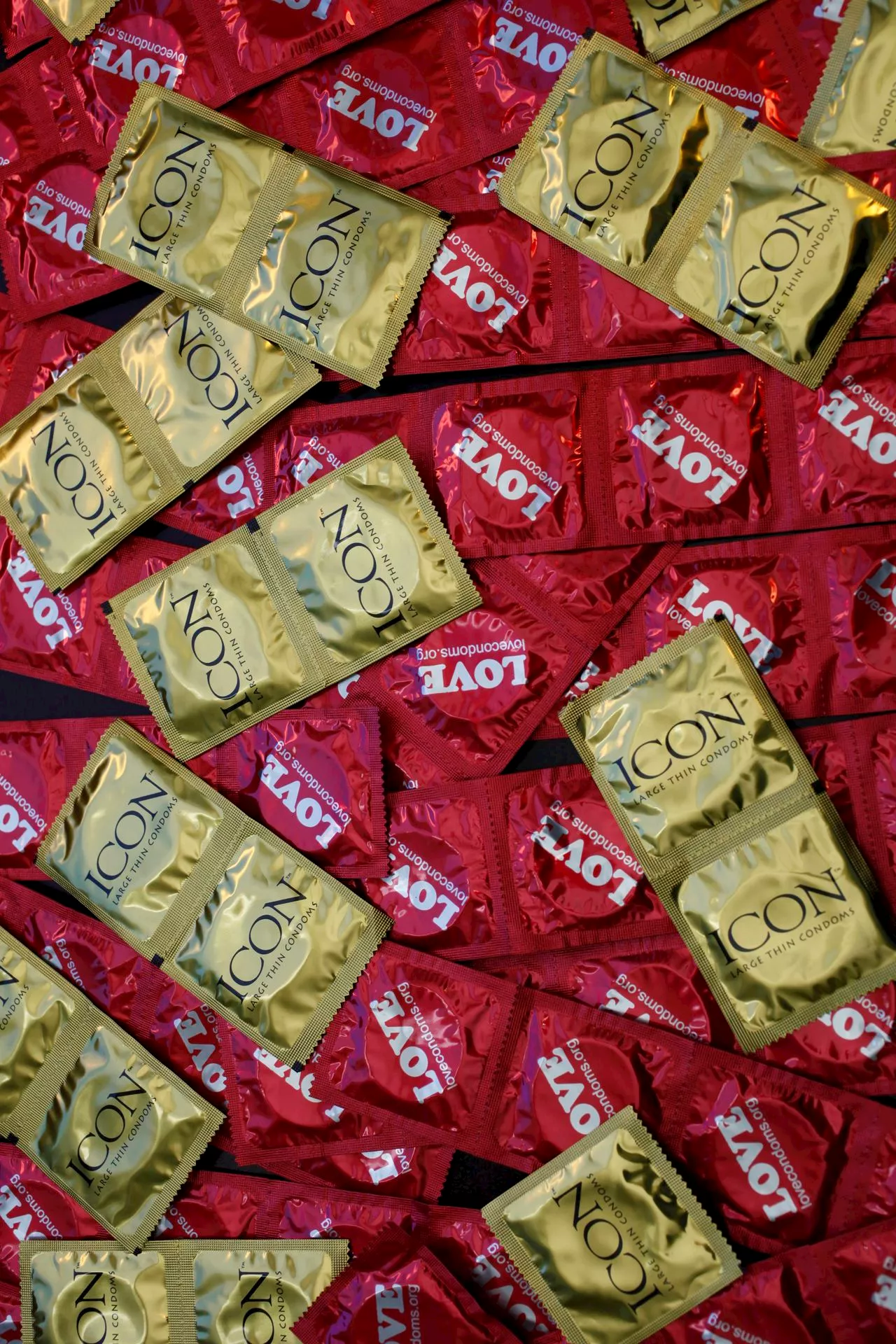 California governor says no to free condoms for high school students