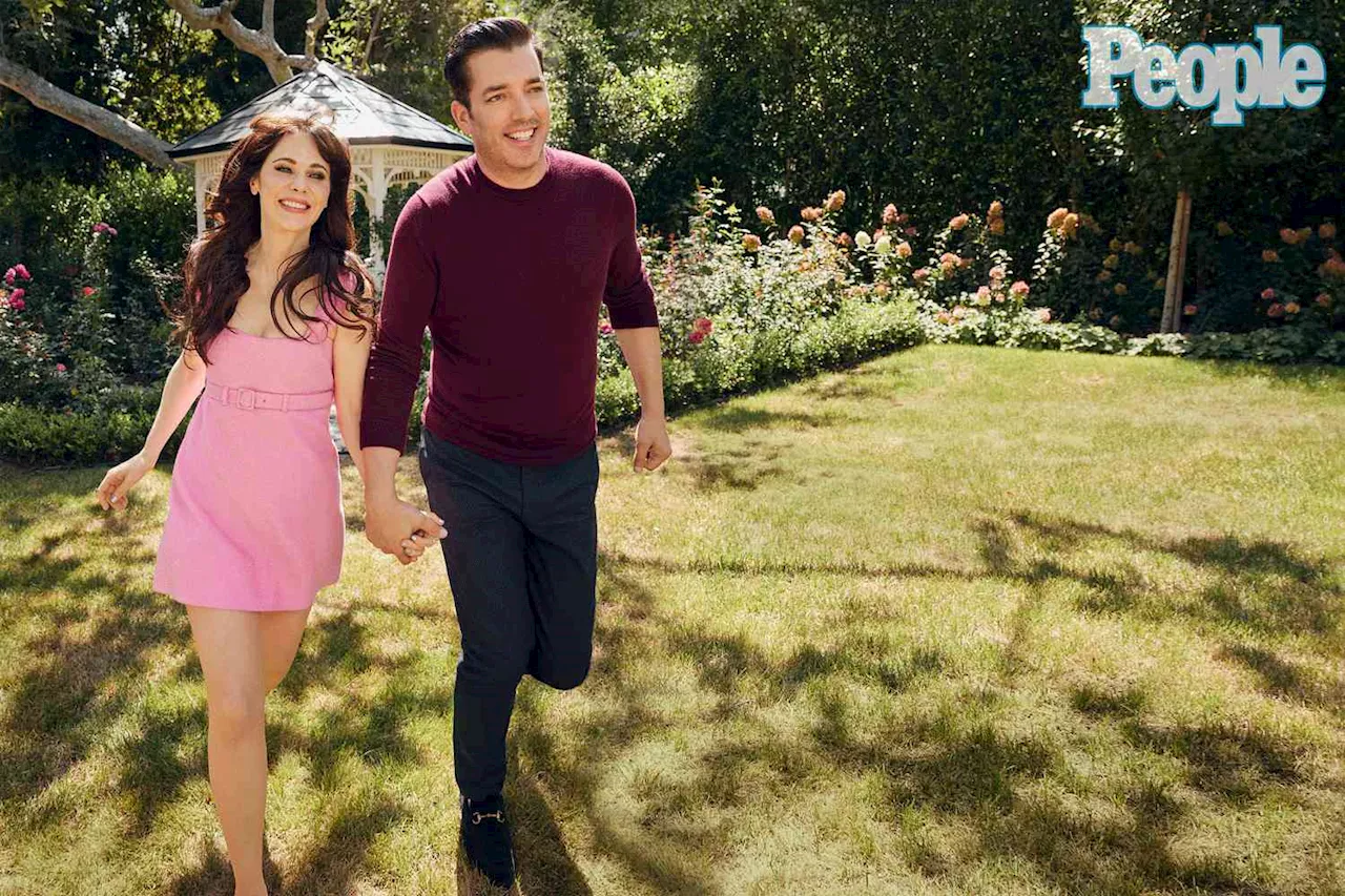 Why Zooey Deschanel Thought Jonathan Scott Ghosted Her When They First Started Dating (Exclusive)