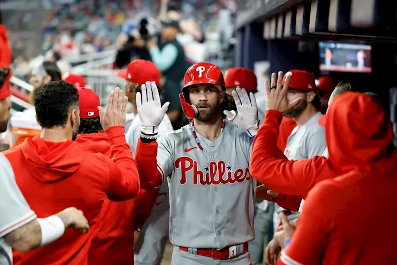 Phillies surpass Braves as favorites to win NL pennant after Game 1 win