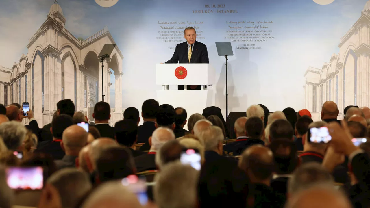 Turquie: le président Erdogan inaugure une église syriaque à Istanbul