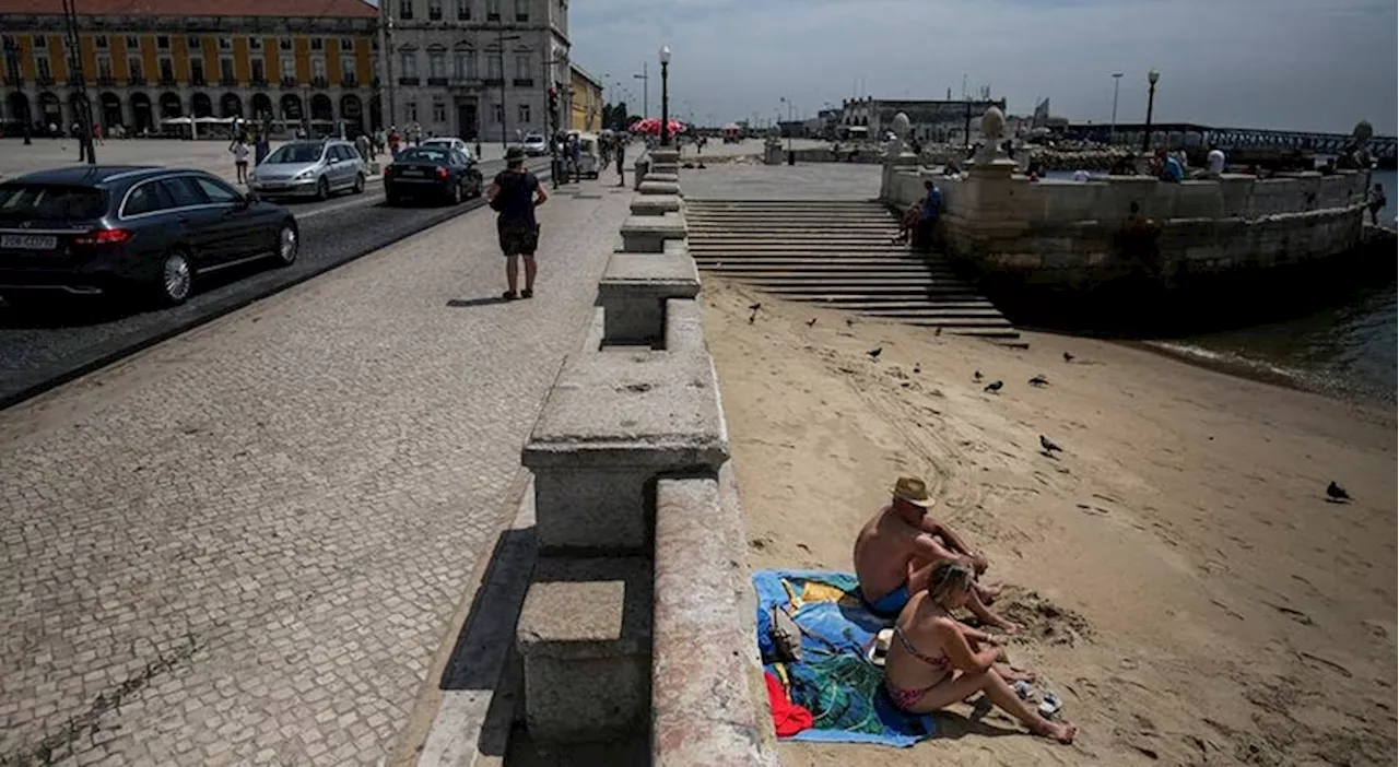 Prolongados avisos por causa do calor em quatro distritos do continente