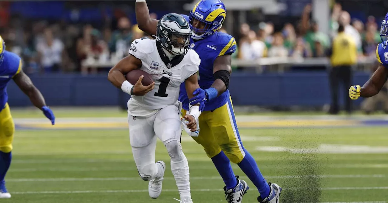 De la mano de Hurts y una férrea defensiva, Eagles derrotan 23-14 a Rams