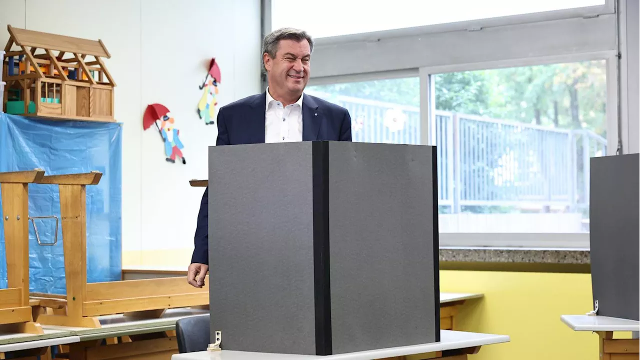 Zwei Landtagswahlen an diesem Sonntag: Söder gibt seine Stimme in Nürnberger Schule ab