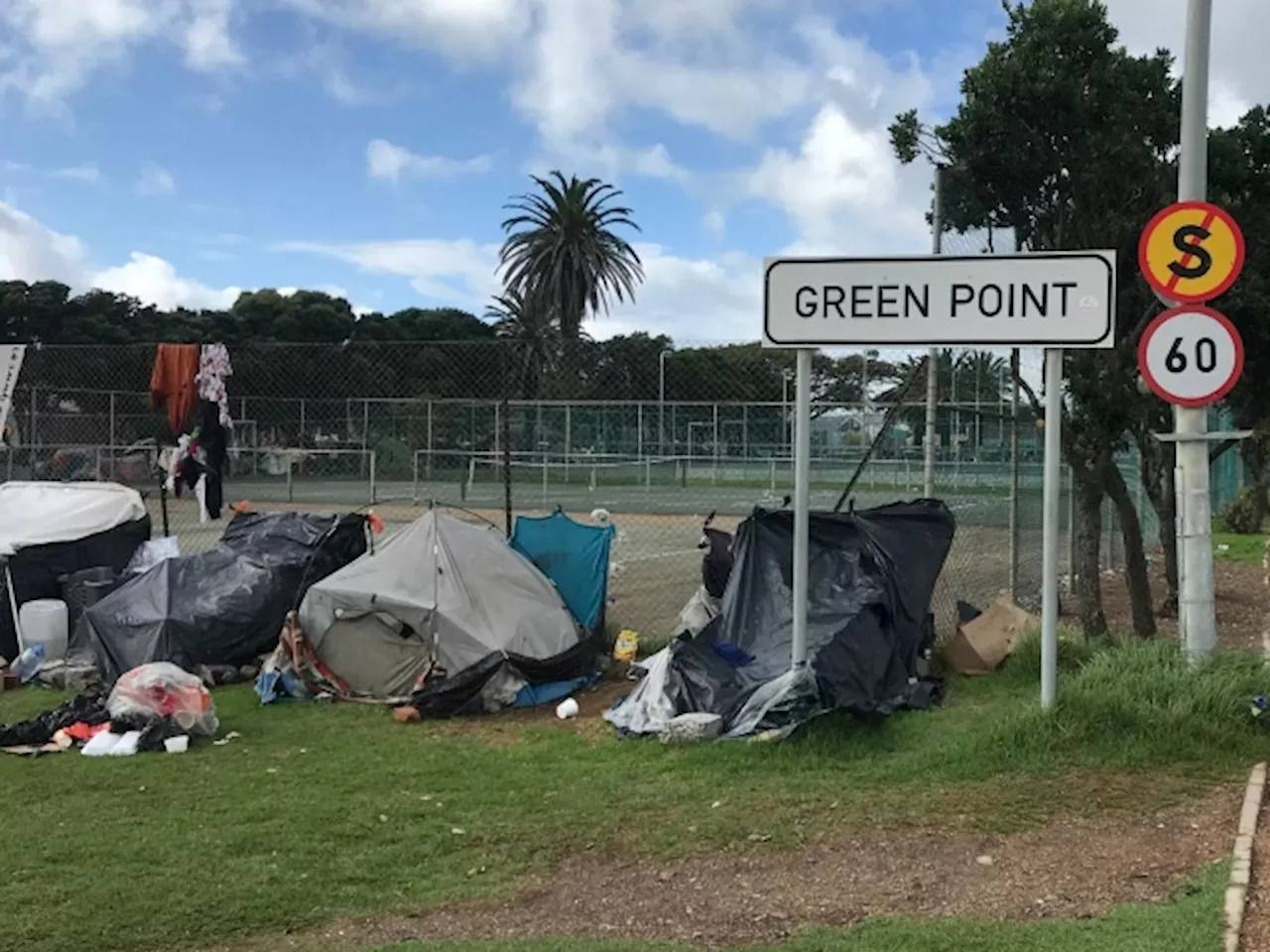 Homeless People Living At Sea Point Tennis Court Willing To Move, But…