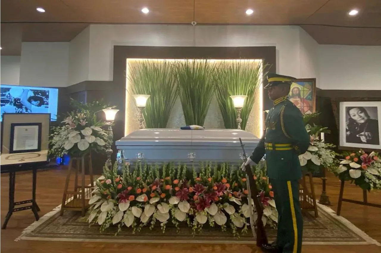 Marilou Diaz-Abaya's remains transferred to Libingan ng mga Bayani ...