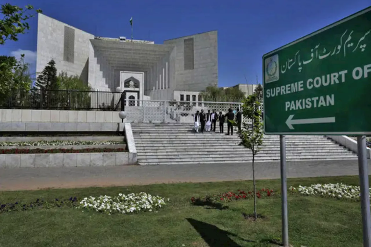 SC constitutes six benches to hear important cases