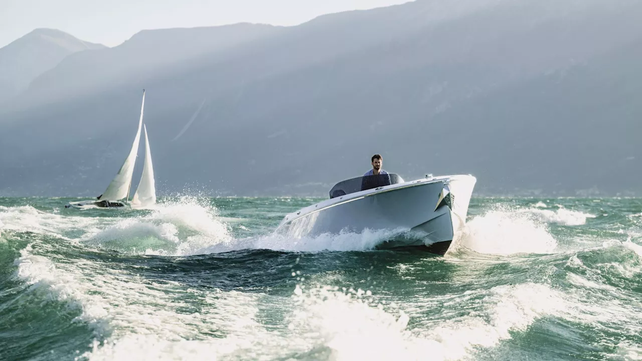 Frauscher x Porsche eFantom Electric Sport Boat: “Uncompromisingly Fast & Beautiful”