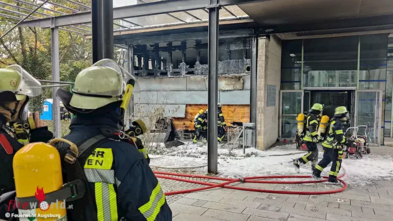 Bayern: Feuer im Uni-Viertel in Augsburg → Brand eines großen Lagerraums mit massiver Rauchentwicklung