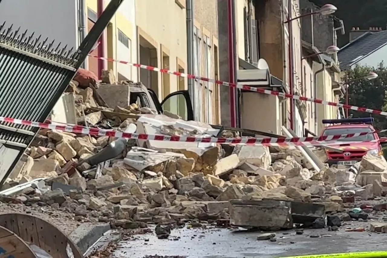 Explosion à Moutiers dans le Pays-Haut : les pompiers à la recherche d'éventuelles victimes