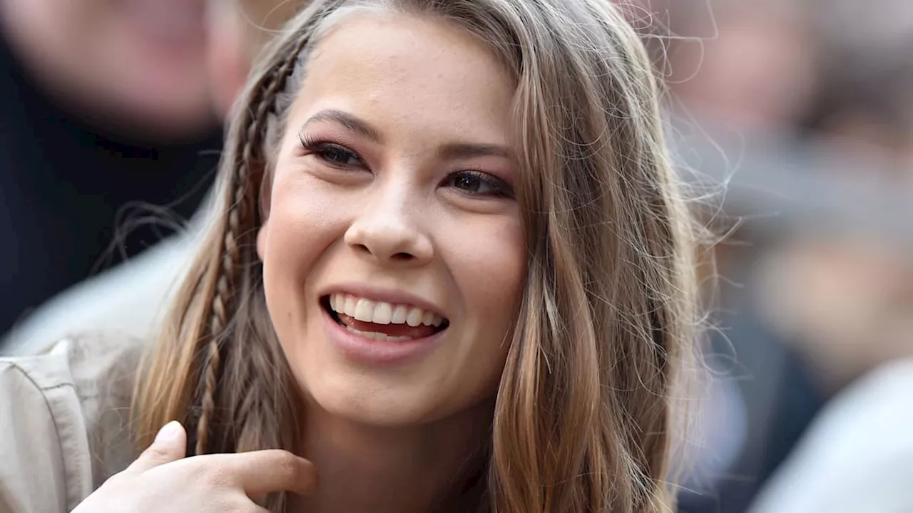 Bindi Irwin melts hearts with adorable photo of mini-me daughter Grace