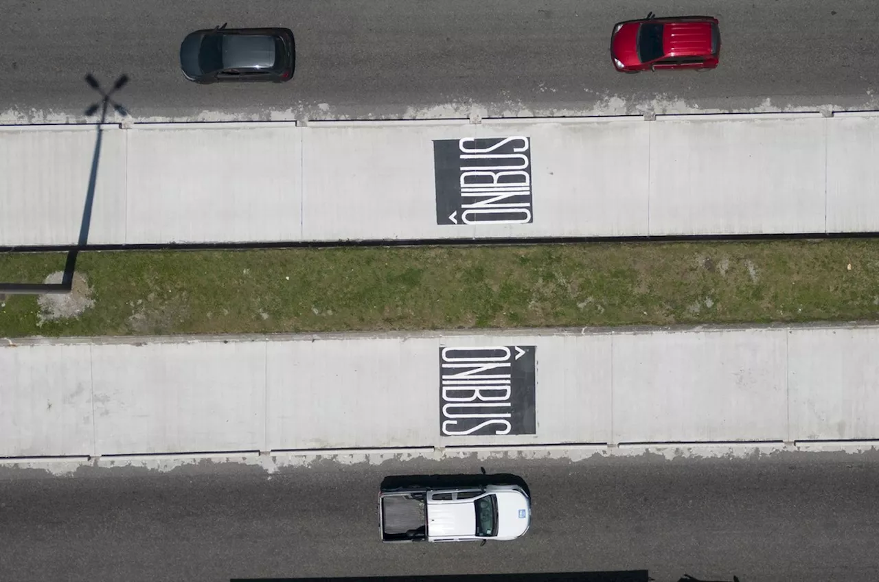 Primeiro dia útil com pista seletiva da Avenida Brasil em operação