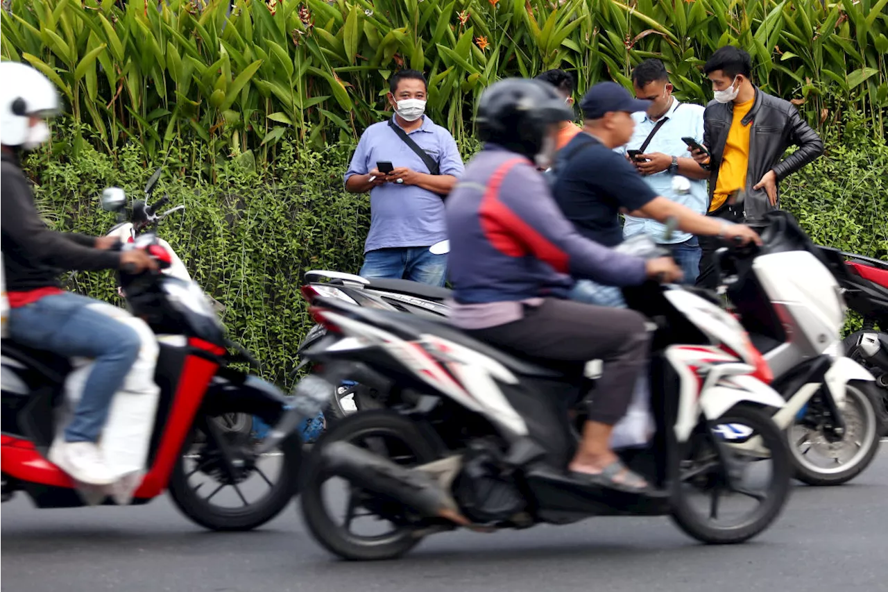 Pelajar SMA Naik Motor ke Sekolah, Kecelakaan, Jatuh ke Kolong Bus, Terlindas, Tewas