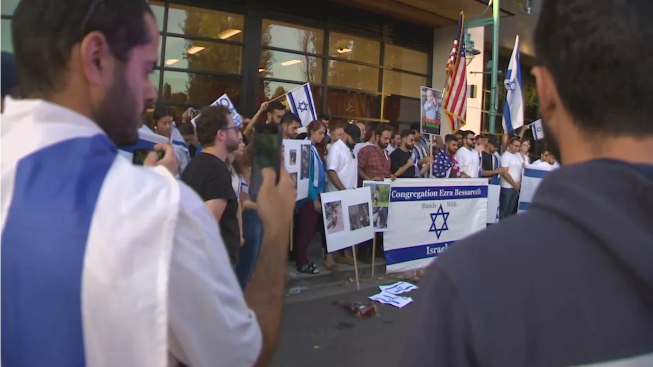 Israeli-Americans mourn together in Washington as Hamas conflict intensifies