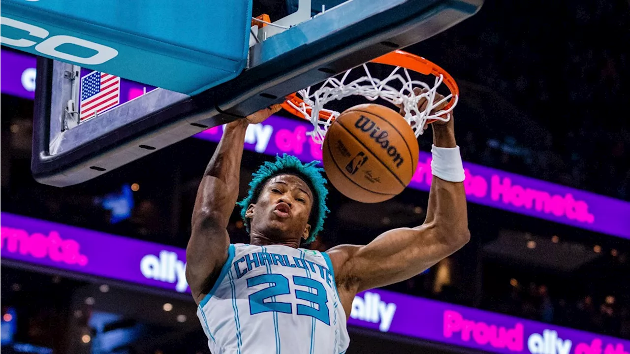 Former Texas Longhorn announces trade request from Charlotte Hornets on social media