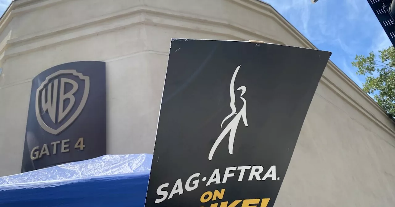 SAG-AFTRA Negotiators Resume Talks With Studios