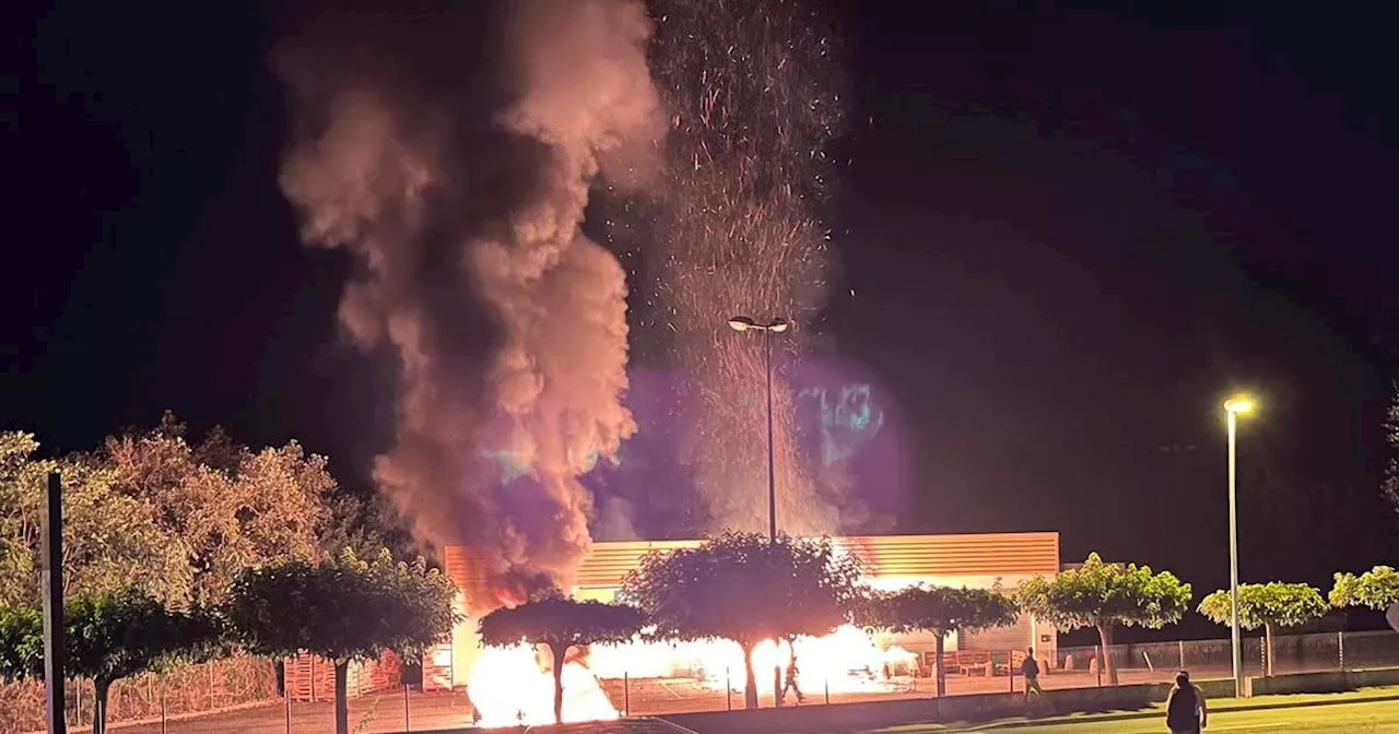 Dans les Alpes-Maritimes, un commando met le feu à un magasin bio