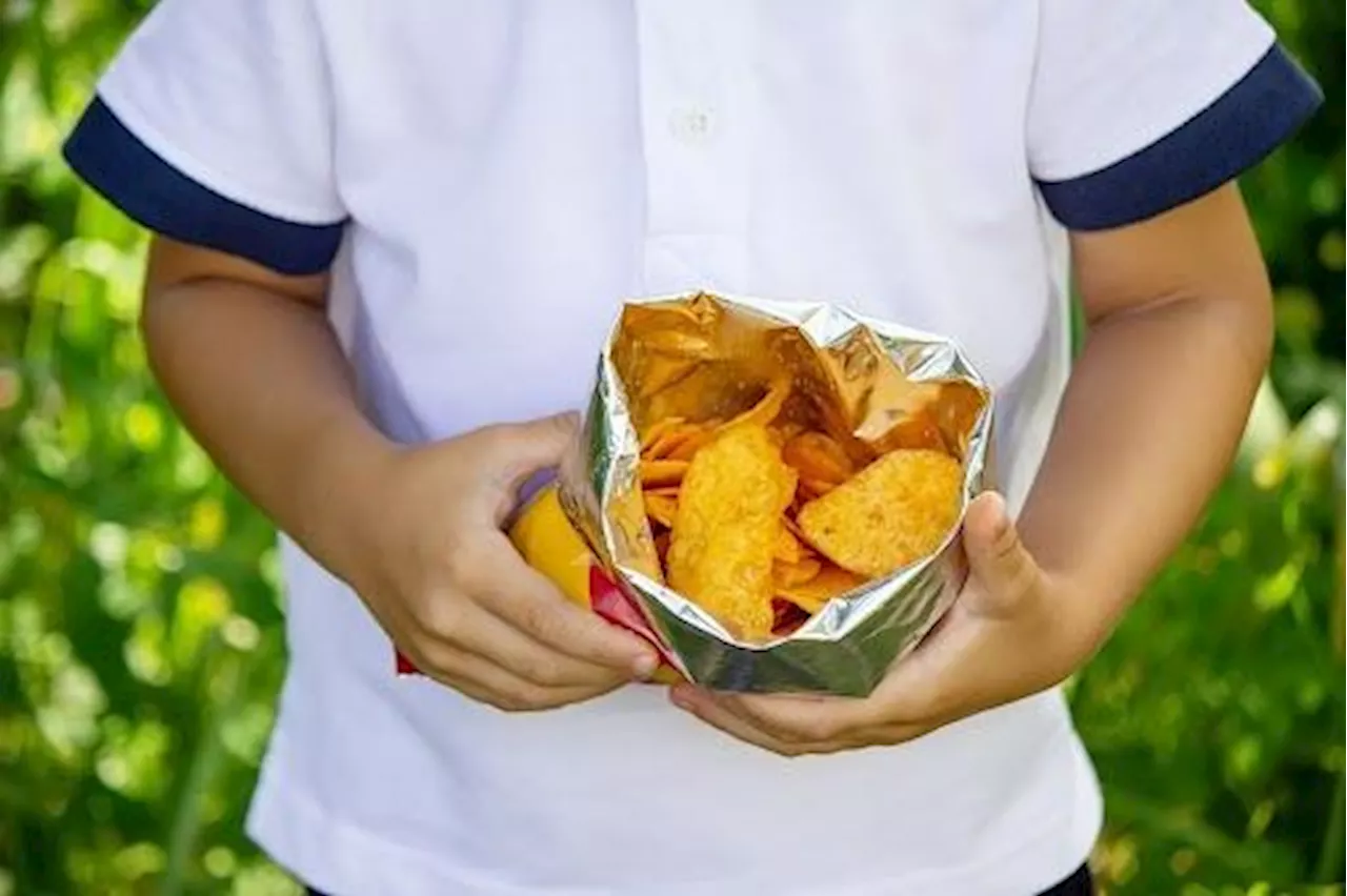 Community reacts to Newton Bluecoat Primary School,Newton-le-Scales placing ban on crisps