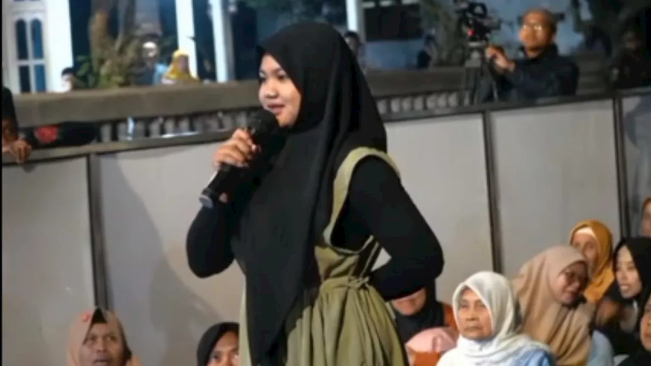 Respons Gus Iqdam saat Wanita Hamil Tujuh Bulan Ngidam Dielus-elus Perutnya