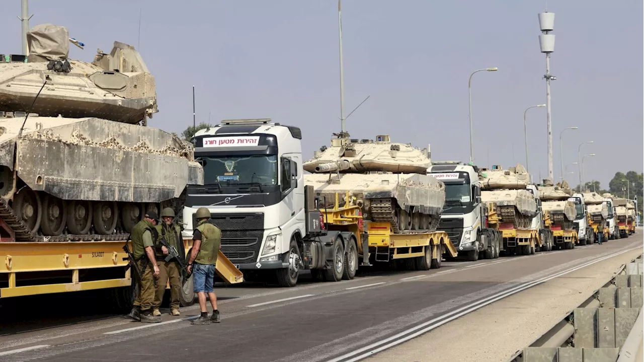 Fotogallery - Israele sposta i carri armati al confine