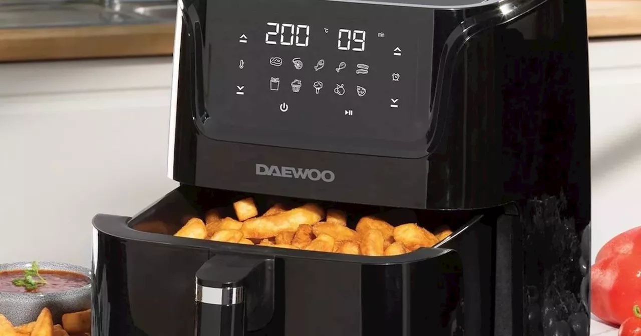 Where to snap up a digital 6L air fryer on sale for just £50