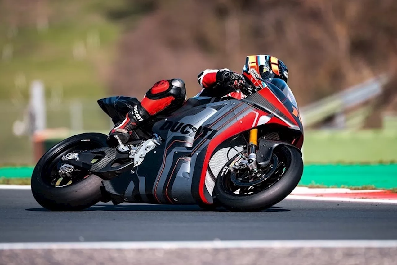 Ducati MotoE: Actionvideo mit Alex De Angelis